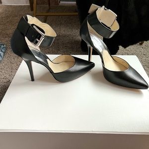 MICHAEL Michael Kors Black Pump Buckle Detail size 8